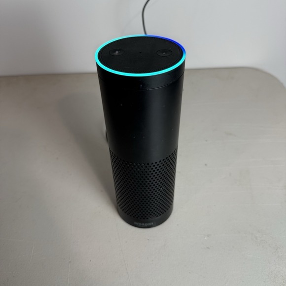 Amazon Echo 1st Generation SK705DI Smart Speaker Bluetooth, Alexa-Enabled - Picture 1 of 10